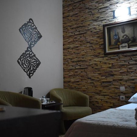 Guest House Kozle Скопье Экстерьер фото