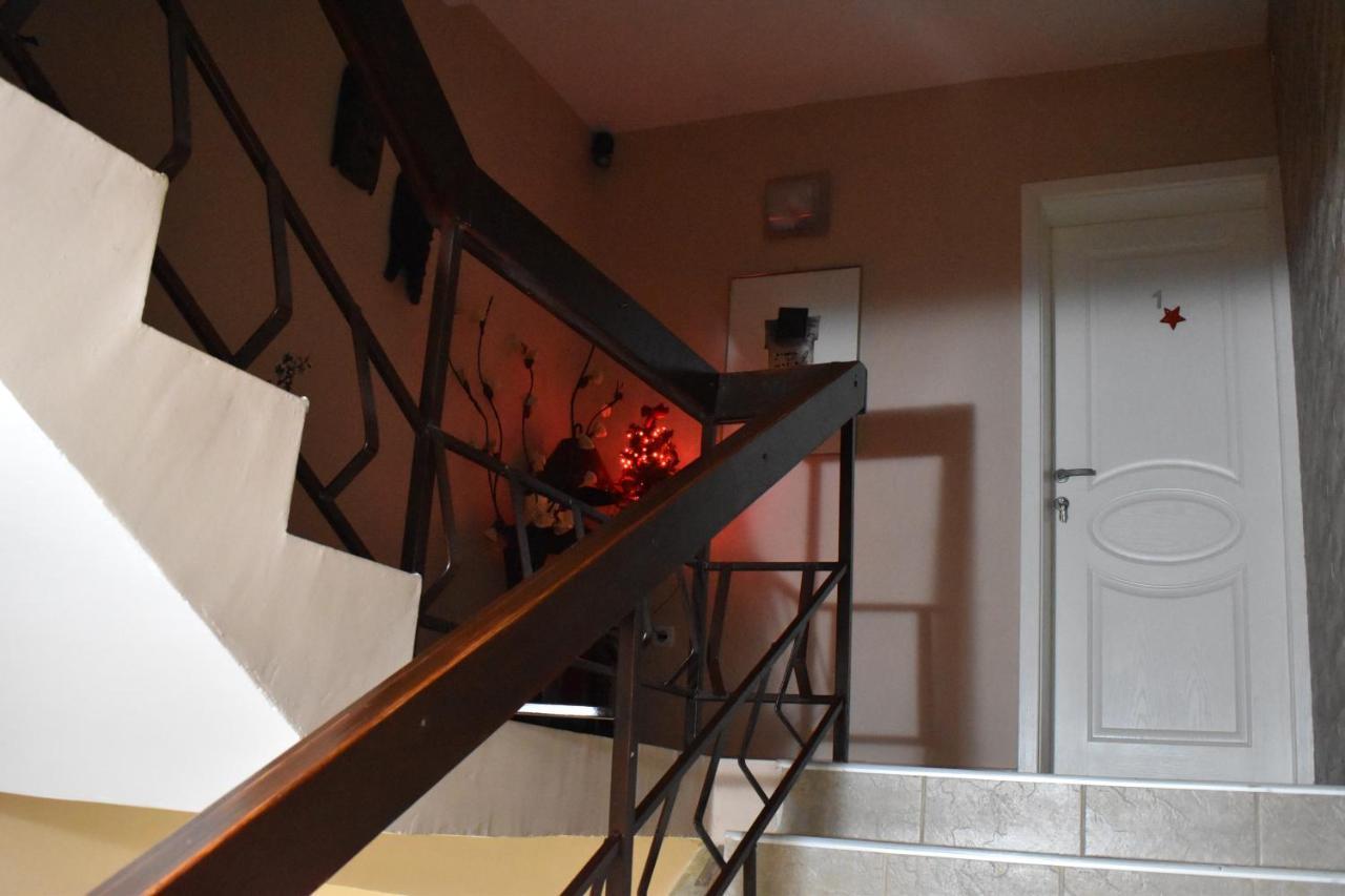 Guest House Kozle Скопье Экстерьер фото