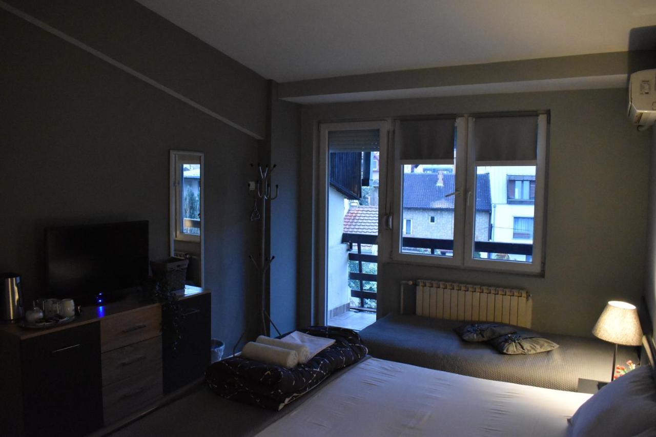 Guest House Kozle Скопье Экстерьер фото
