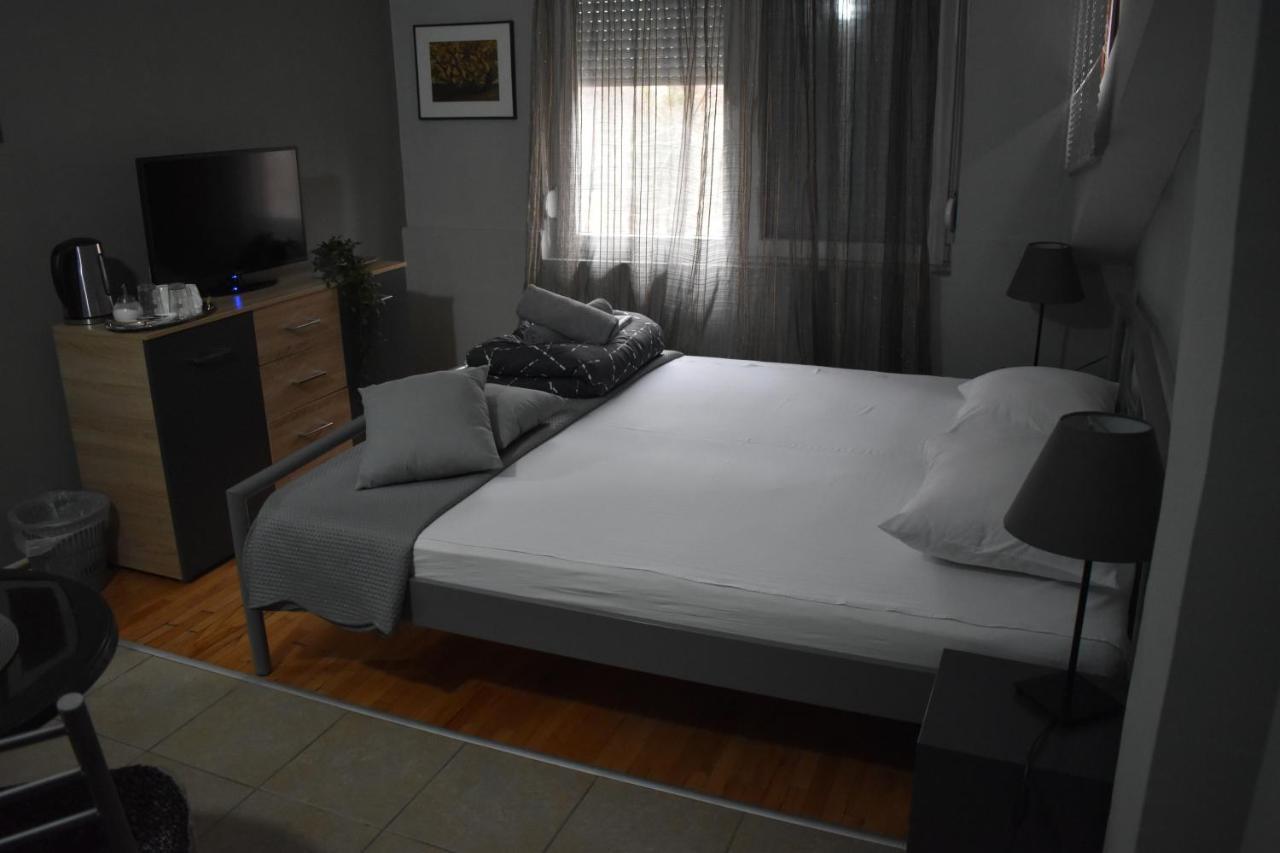 Guest House Kozle Скопье Экстерьер фото