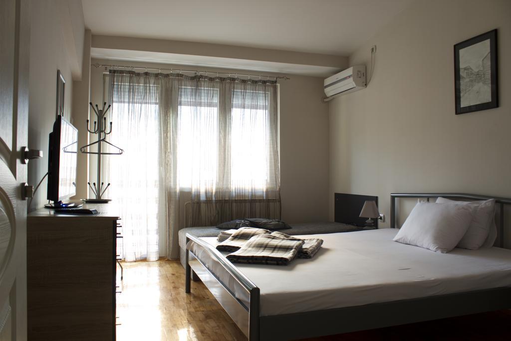 Guest House Kozle Скопье Экстерьер фото